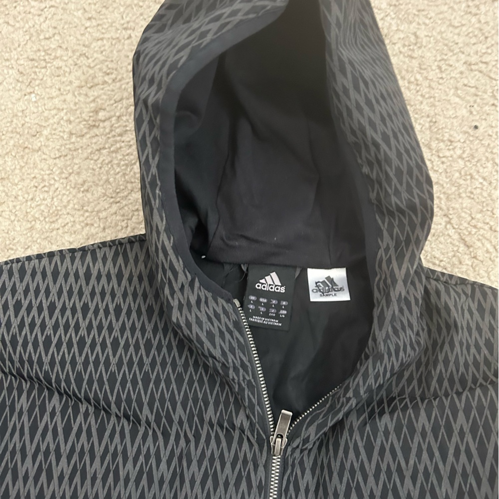 Wind breaker